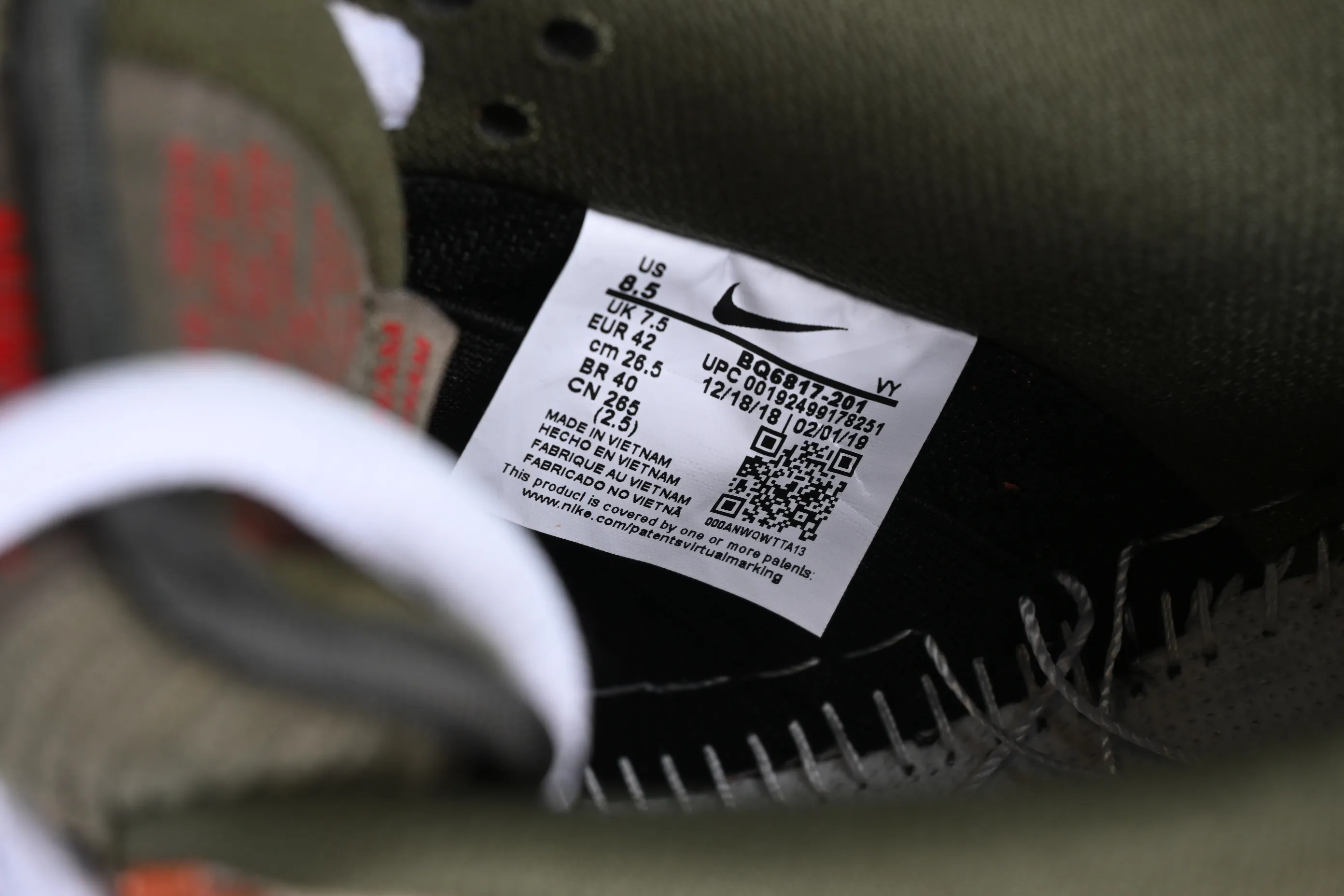 All Categories Nk SB Dunk Series Nk SB Dunk Low Low-top Sneakers Nk SB Dunk Low Pro Color Corduroy Low-top Casual Sports Skateboard Shoes BQ6817-201